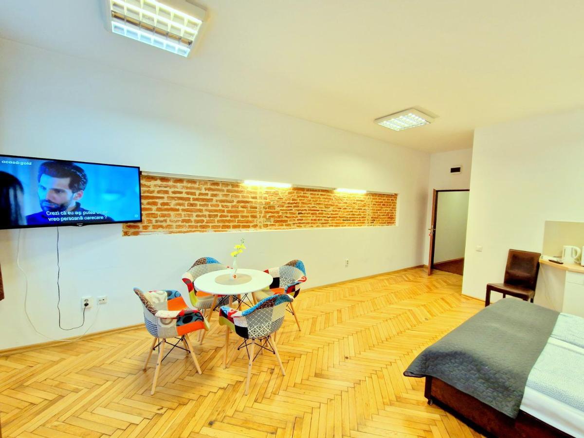 Key Apartments In Main Square Braşov Exterior foto